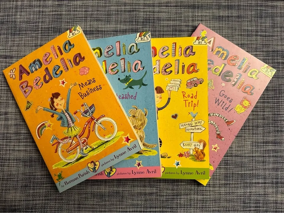 Brand new Amelia Bedelia book set image indicator(5)