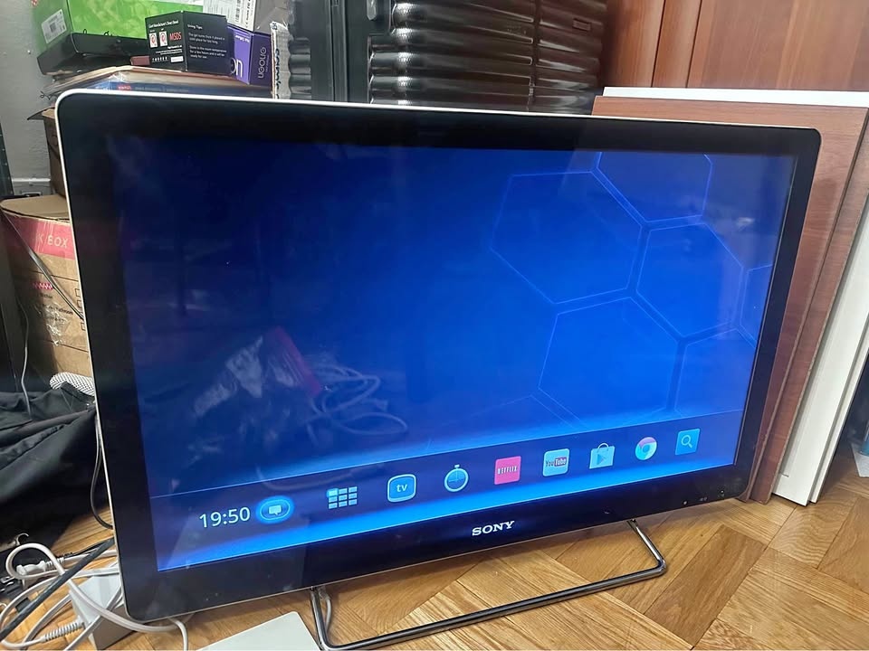 Sony NSX internet Tv