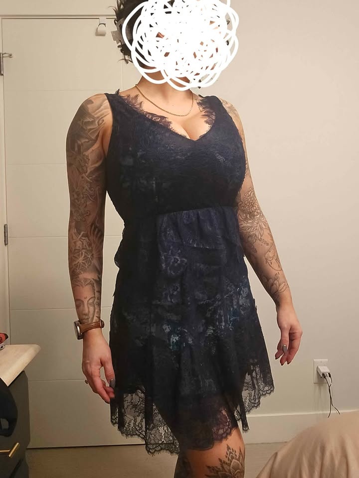 Womens lace party dress - photo 5