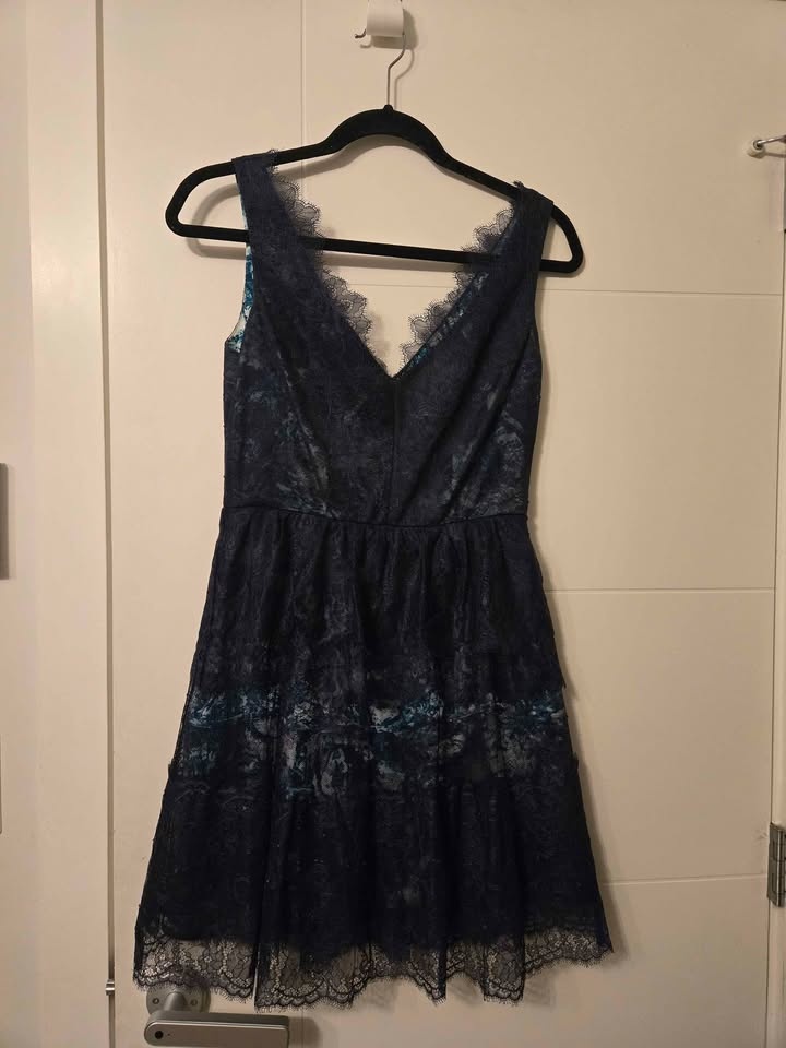 Womens lace party dress