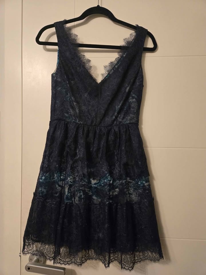 Womens lace party dress - photo 2