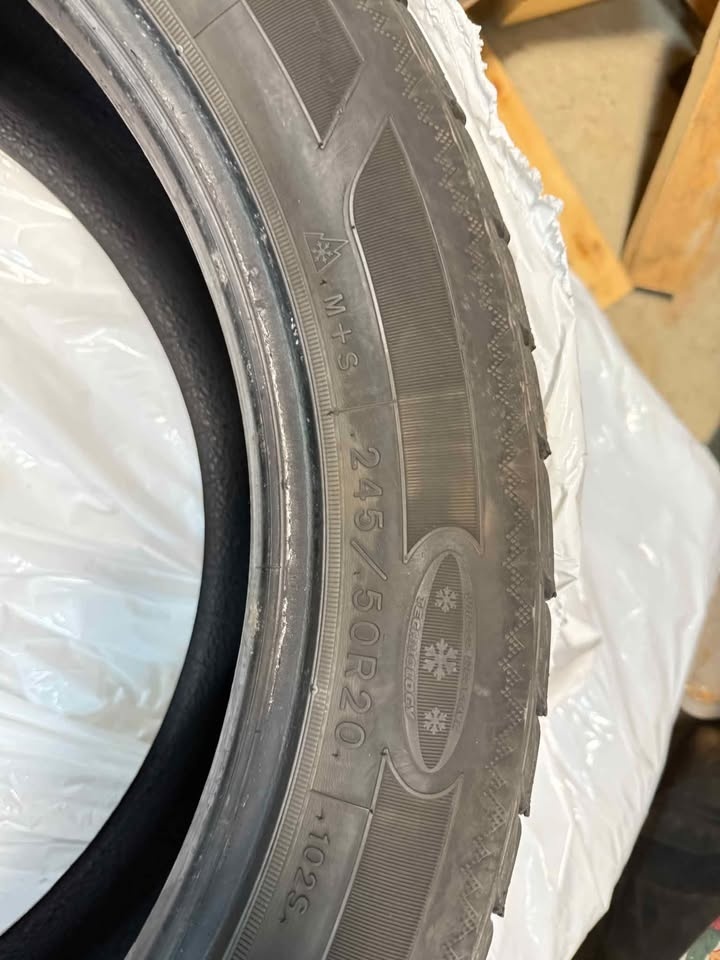 Goodyear ultra grip winter tires - photo 2