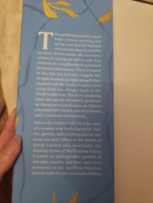 Hardcover Books & Victoria Magazines - New image indicator(4)