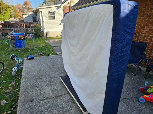 Queen size box spring