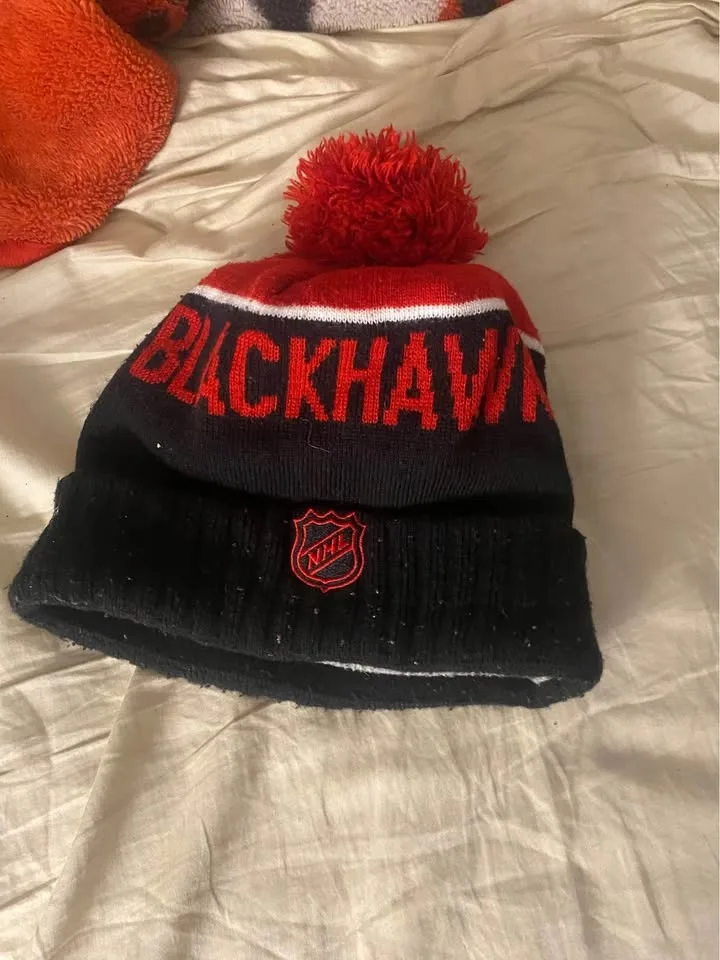 Chicago Blackhawks Toque image indicator(2)