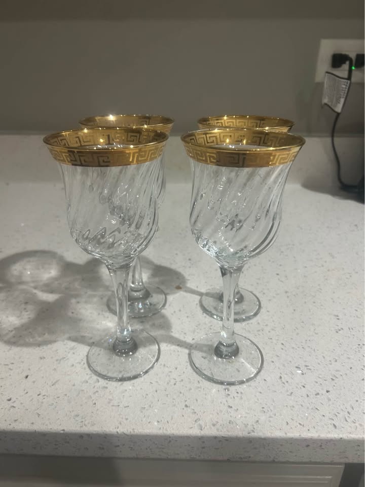 Vintage Italian Crystal Wine Glass (Set of 4) - photo 4