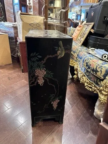 Hand-painted Asian lacquer cabinet 23‘*11’*34‘ image indicator(6)
