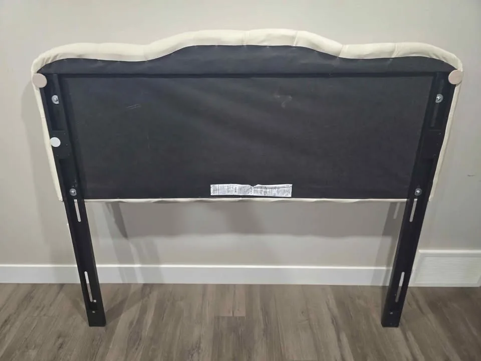 Queen size headboard image indicator(2)