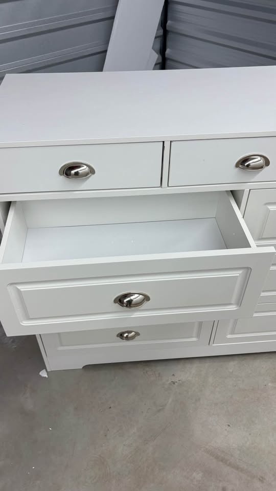 46.7" W 9 Drawer Bedroom Dresser - photo 2