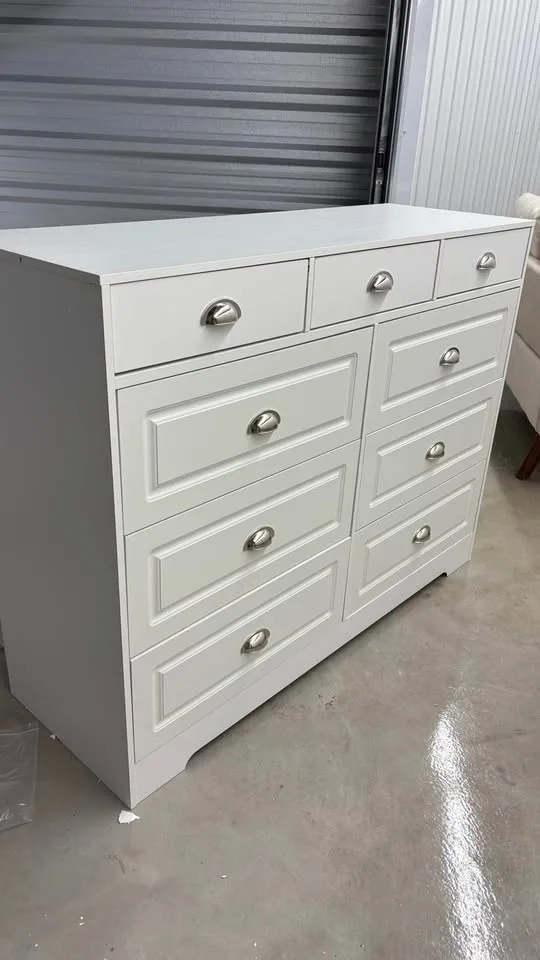 46.7" W 9 Drawer Bedroom Dresser image indicator(4)