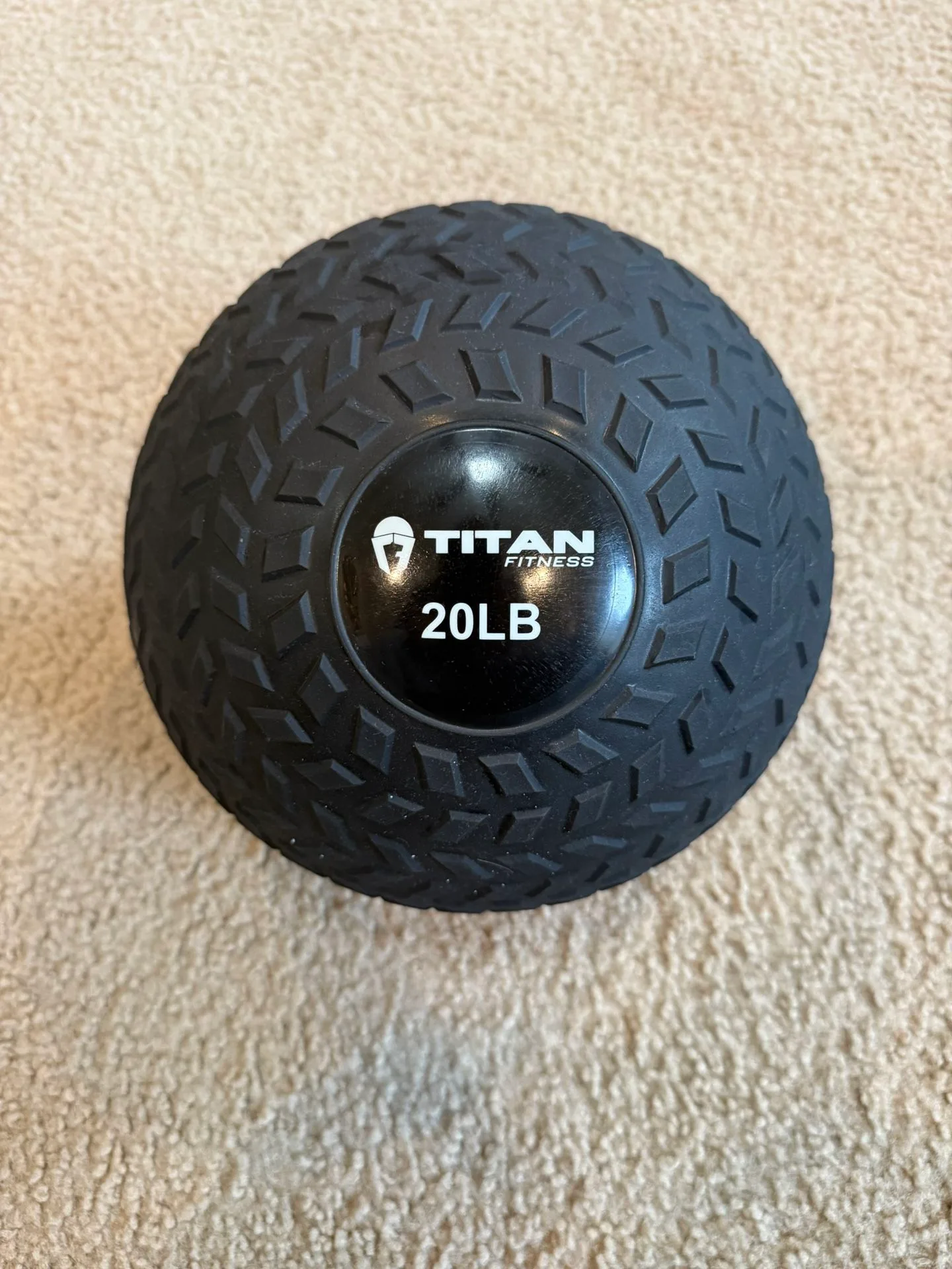 Titan Fitness 20 Pound Slam Ball thumbnail