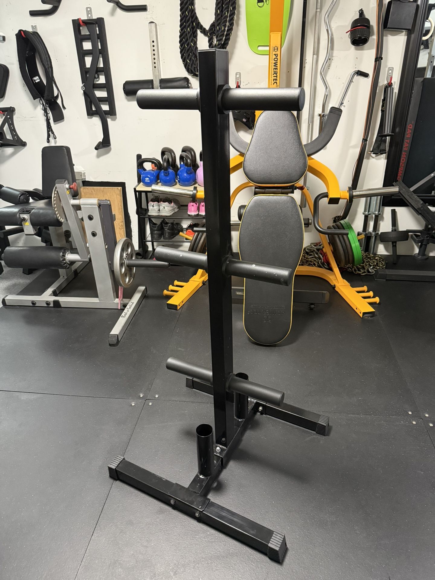 Vertical Olympic Weight Plate Tree WITH BARBELL STORAGE