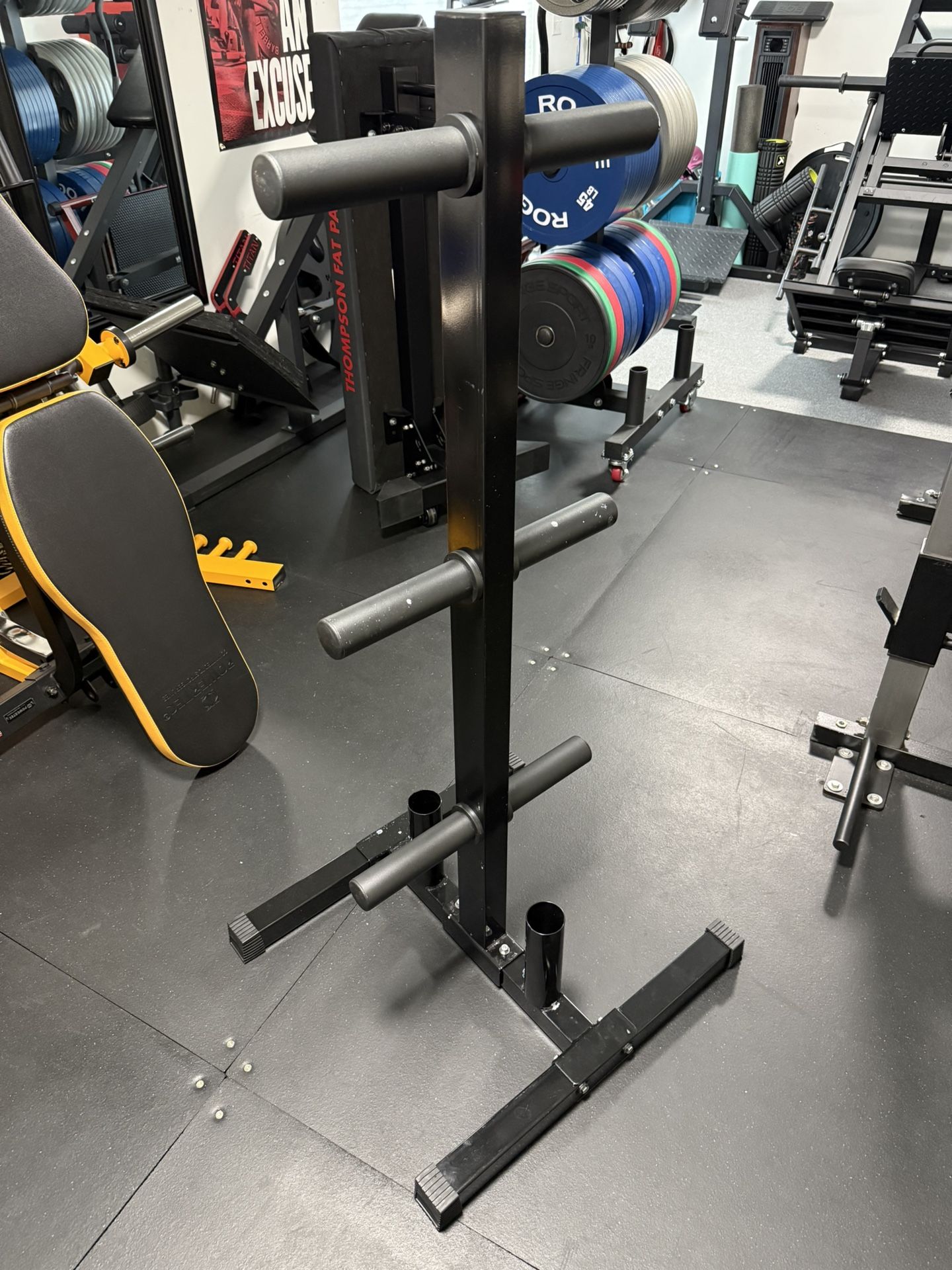 Vertical Olympic Weight Plate Tree WITH BARBELL STORAGE - photo 2