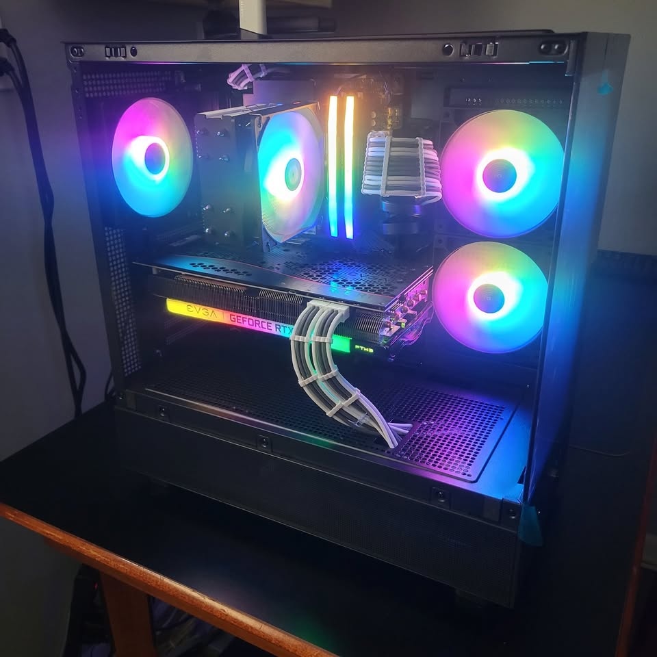 Custom PC Builds + Upgrades - photo 5