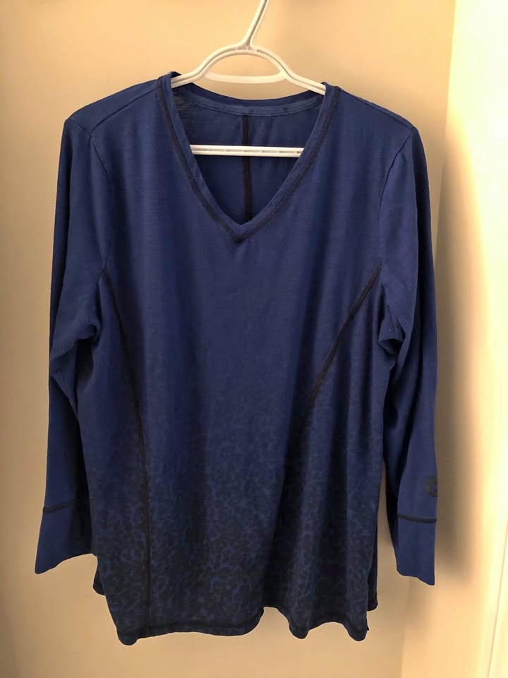 Women's Long Sleeve Top - Size 1X