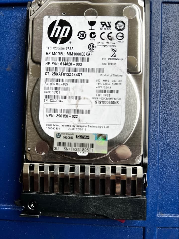 HP Hard Drives SAS AND SATA - photo 3