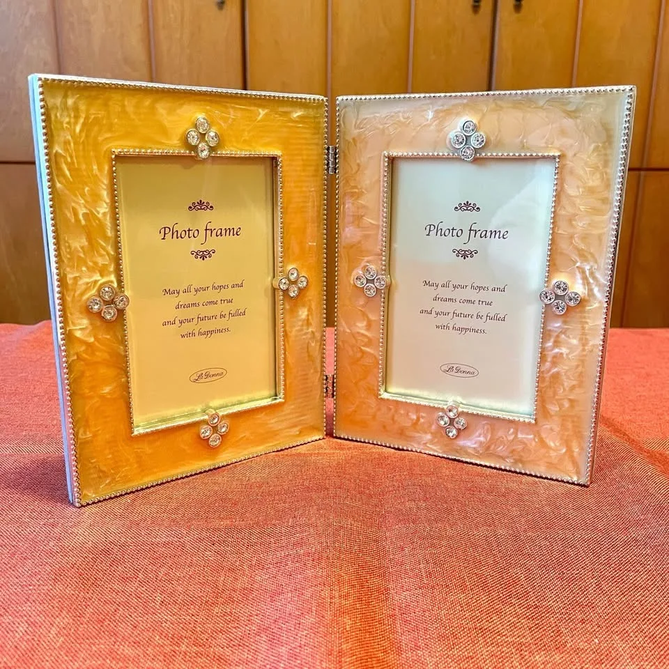 Set of 2 Marble Yellow Photo Frames image indicator(2)