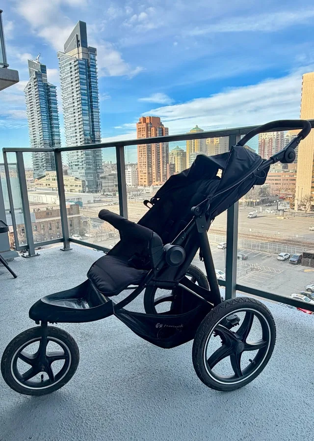 Hauck 3-Wheel All Terrain Jogging Stroller