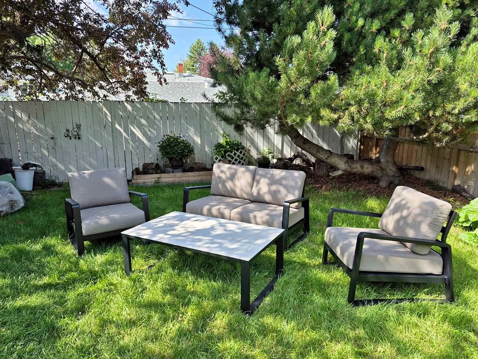 Oceano 4 Piece Patio Furniture New, Assembled, $1875