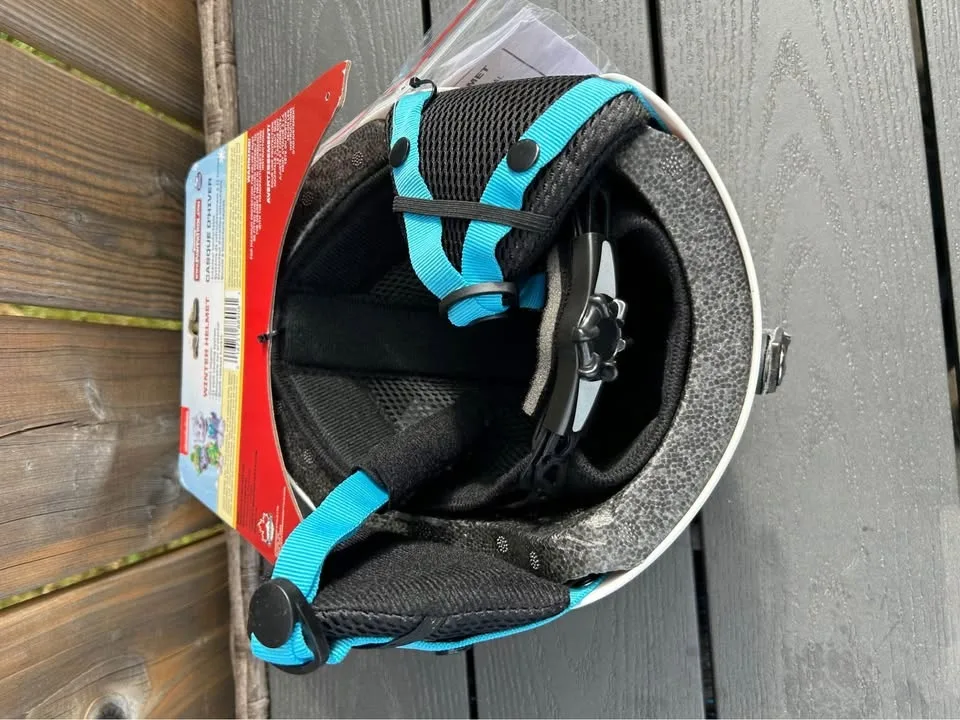 BRAND NEW — Paw Patrol kids snow helmet image indicator(4)