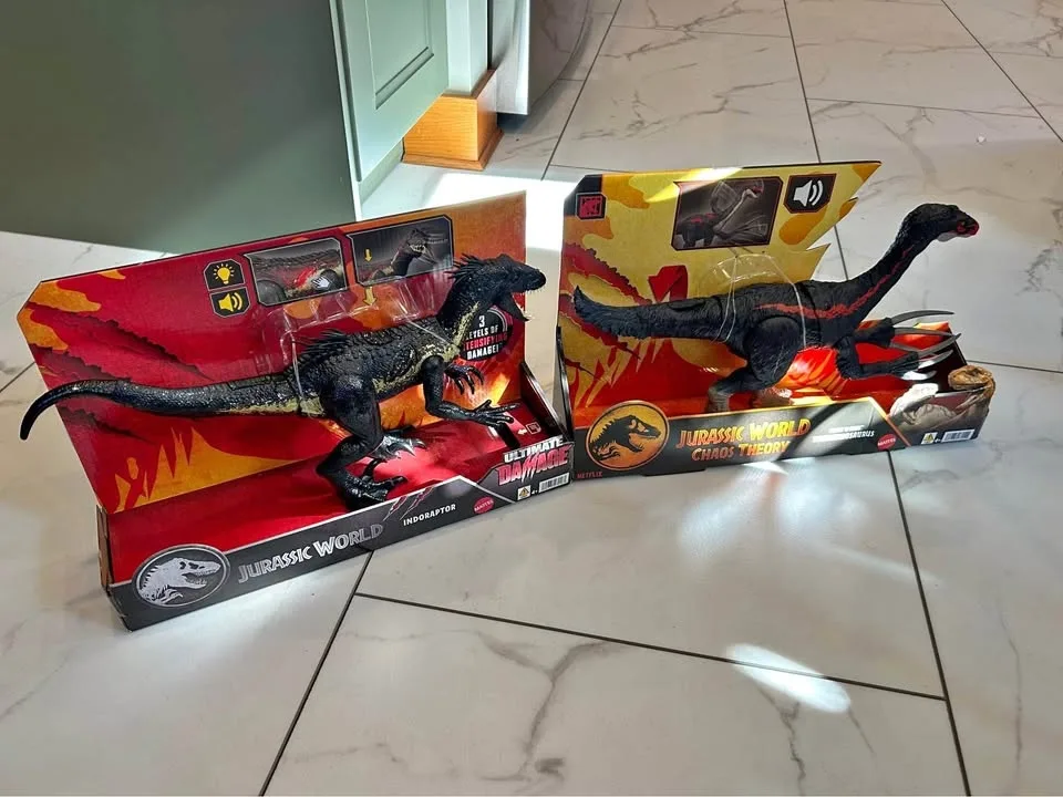 Jurassic World Dinosaur Toys - MAKES NOISE