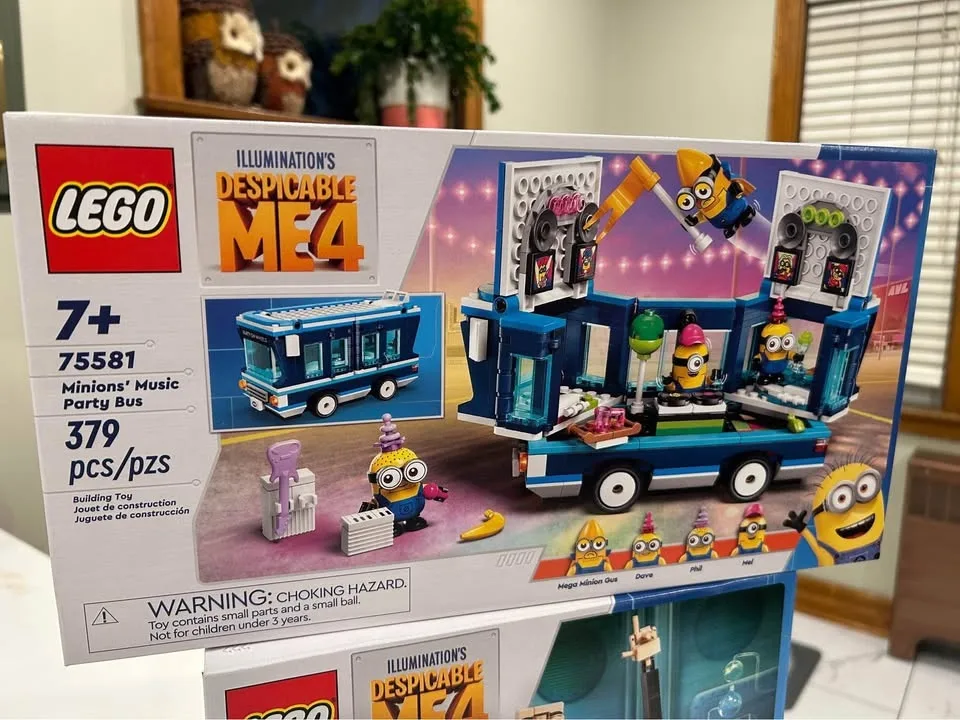 Lego Despicable Me 4 Minions Music Party Bus image indicator(2)