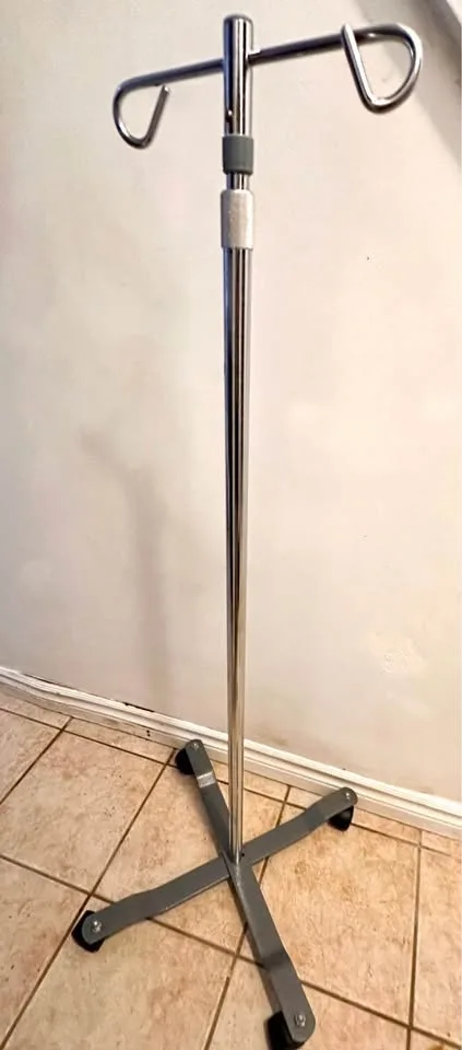 Adjustable Rolling IV Pole image indicator(5)