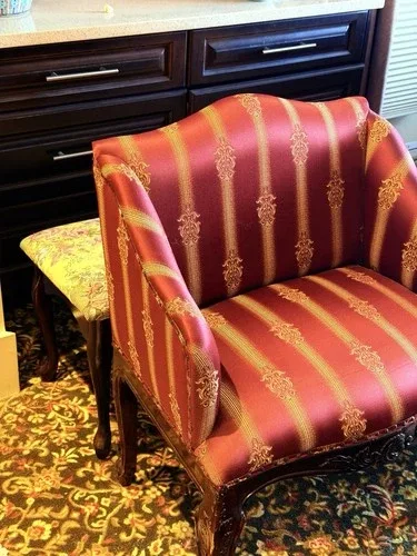 Vintage Victorian Style Accent Chair 17'*25'*30' image indicator(2)