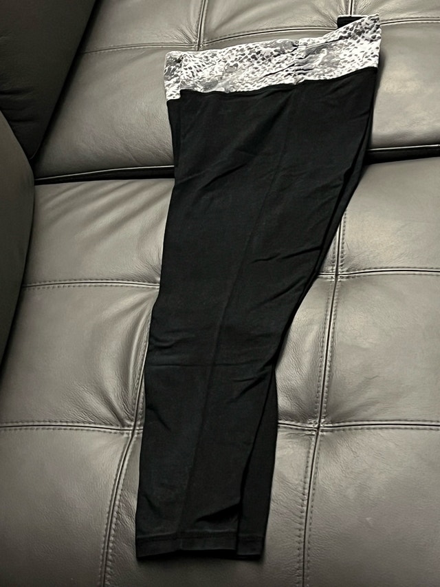 90 DEGREE LEGGINGS