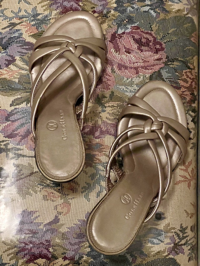 WOMEN SHOES Size 6-7