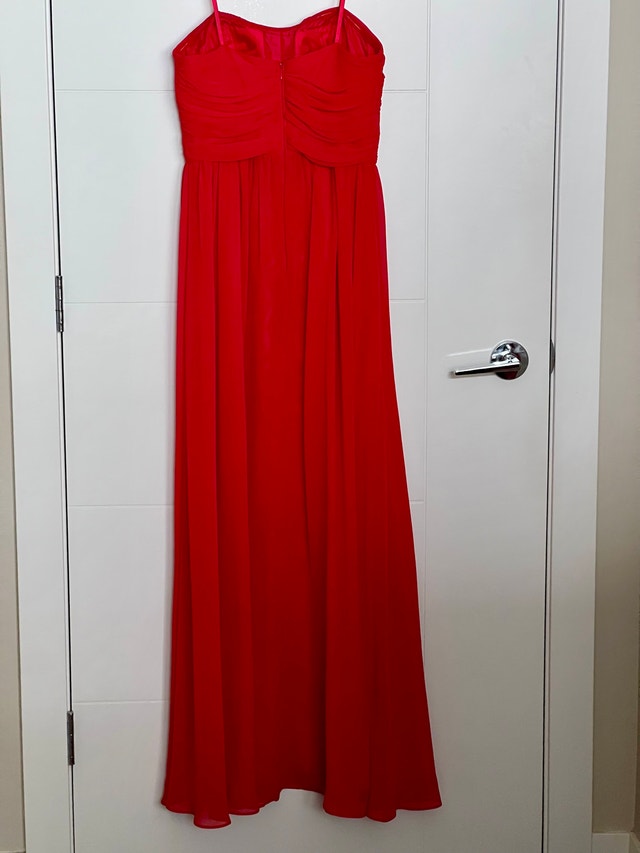 LAURA RED LONG DRESS NEW PETITE SIZE 4 - photo 4