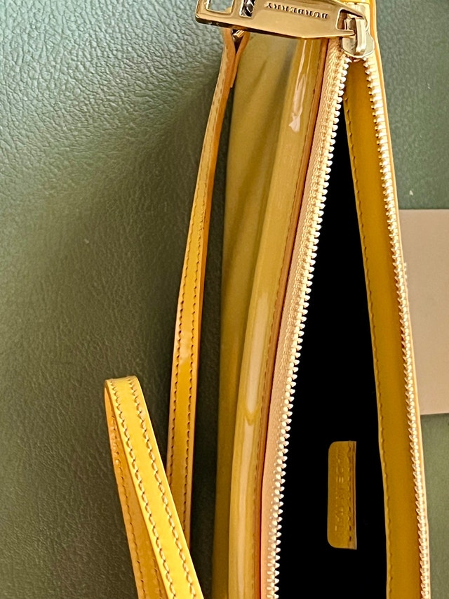 BURBERRY CLUTCH WITH STRAP - photo 2