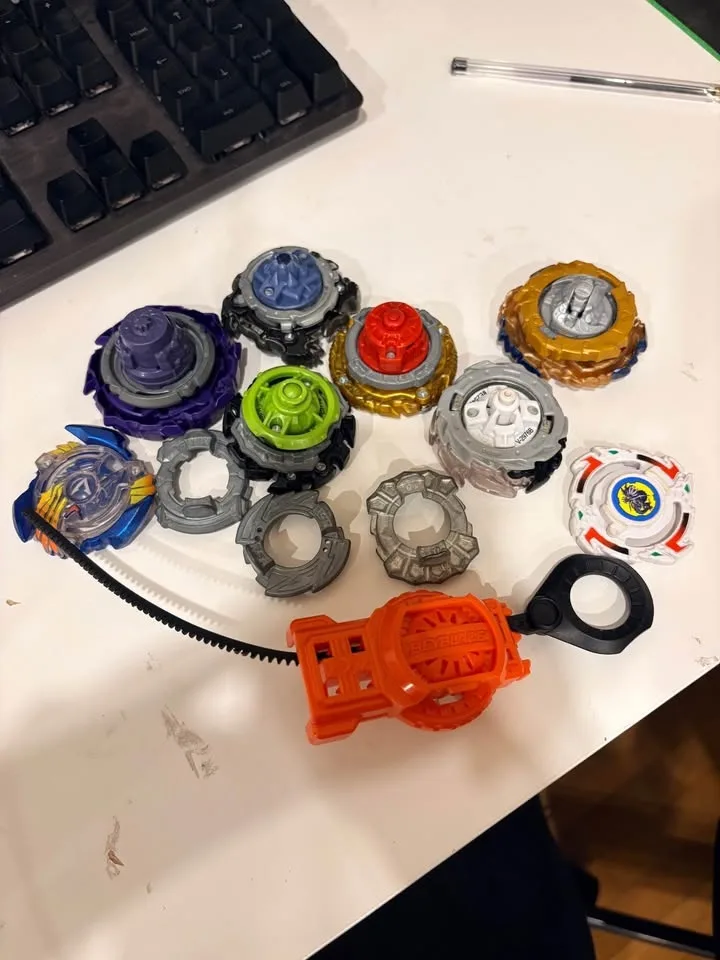 Beyblade lot image indicator(2)