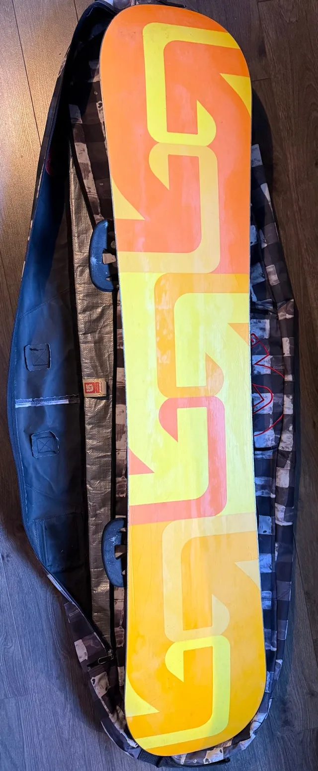 Burton snowboard / bindings