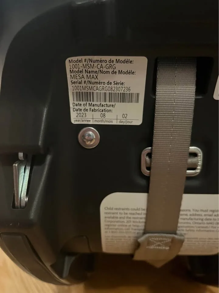 Uppababy Mesa Max car seat (no base) + winter cover image indicator(7)