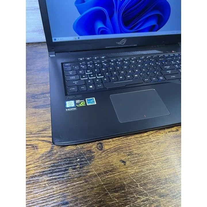 ASUS ROG STRIX GL703VD Gaming Laptop image indicator(5)