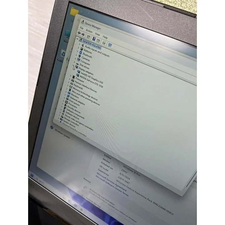 ASUS ROG STRIX GL703VD Gaming Laptop image indicator(6)