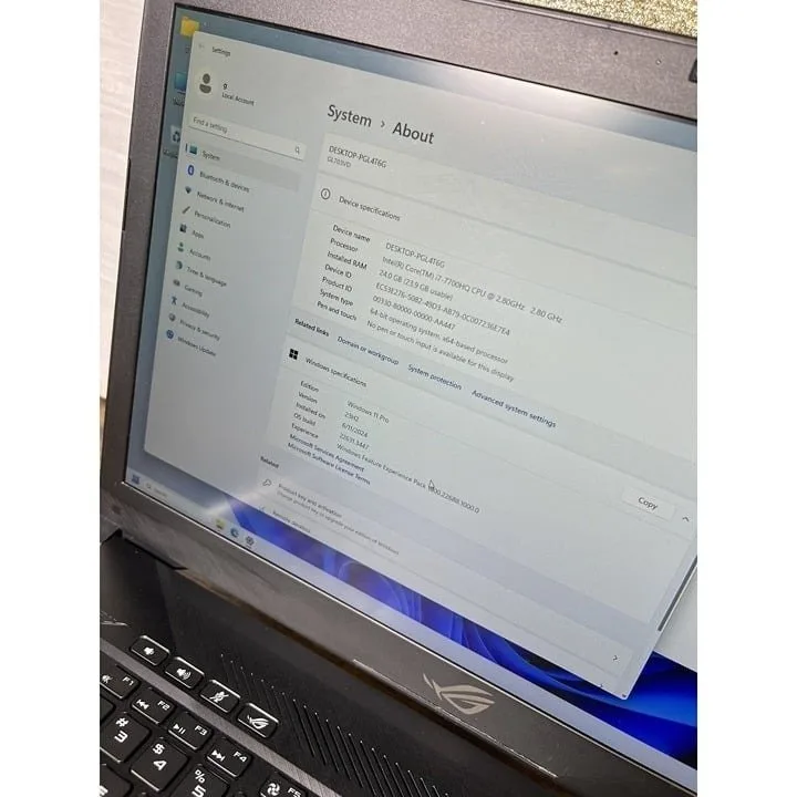 ASUS ROG STRIX GL703VD Gaming Laptop image indicator(9)