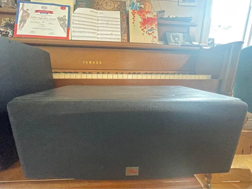 JBL EC-25 centre channel speaker image indicator(3)