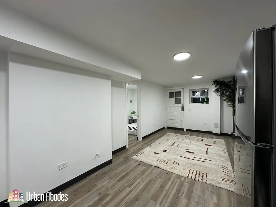 2 Beds 2 Baths Apartment image indicator(6)