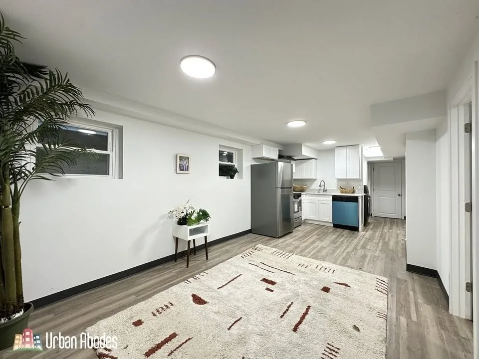 2 Beds 2 Baths Apartment image indicator(7)