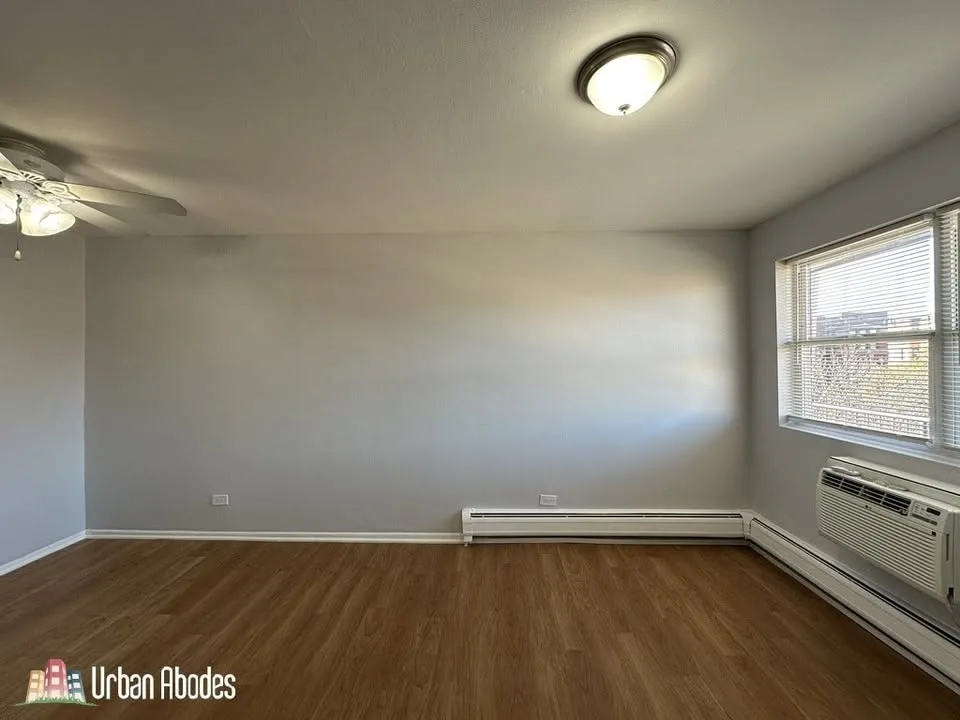 1 Bed 1 Bath Apartment image indicator(10)