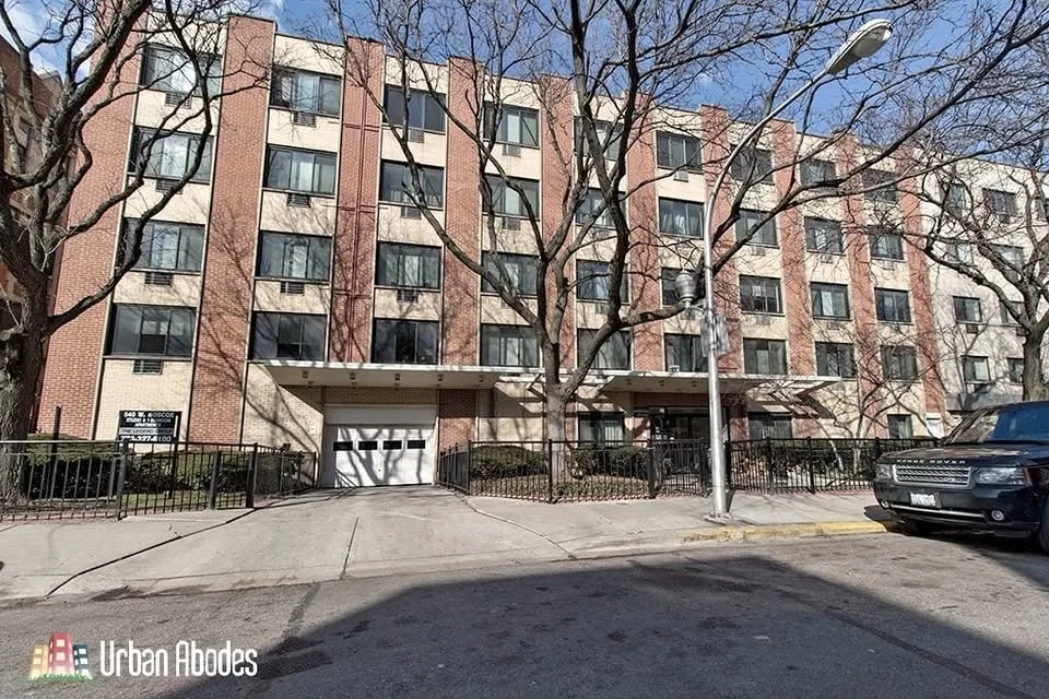 Studio 1 Bath Apartment