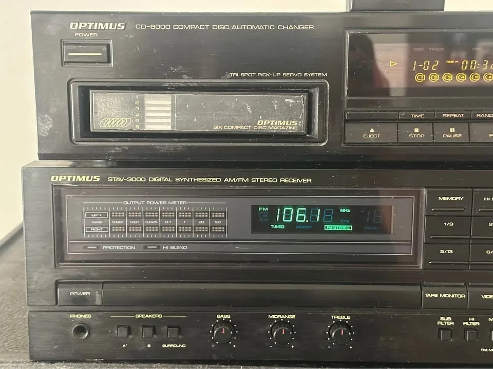 Optimus receiver with phono input, CD player with remote control image indicator(3)