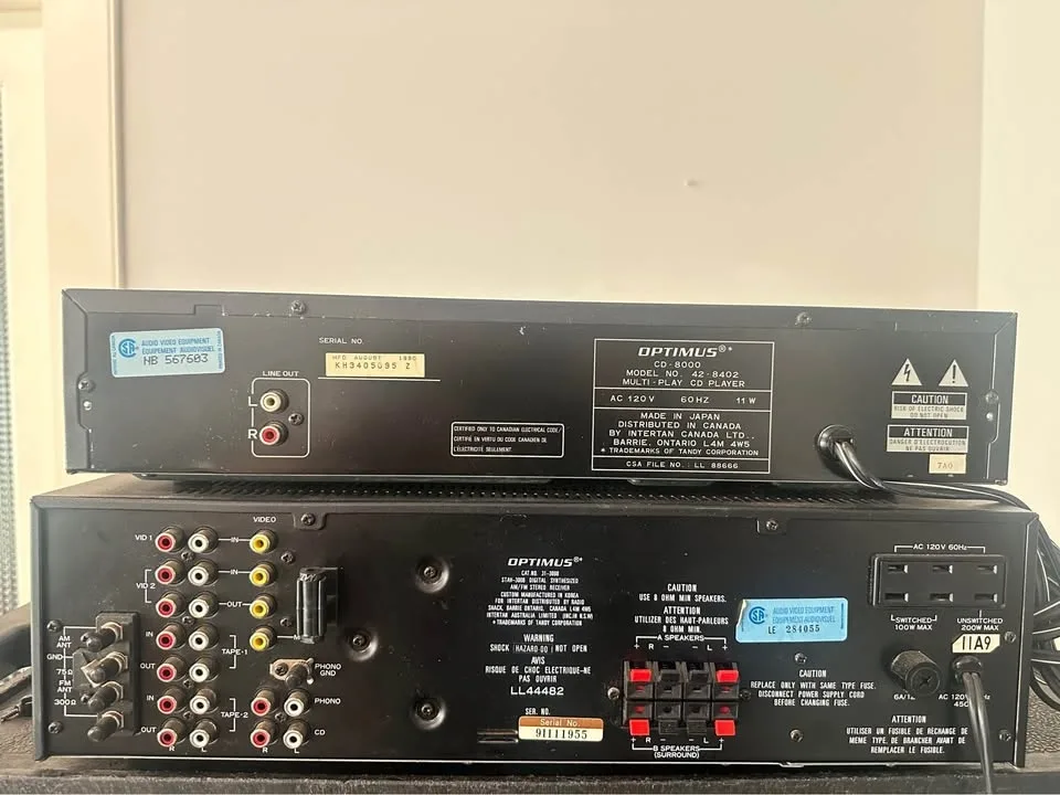 Optimus receiver with phono input, CD player with remote control image indicator(5)