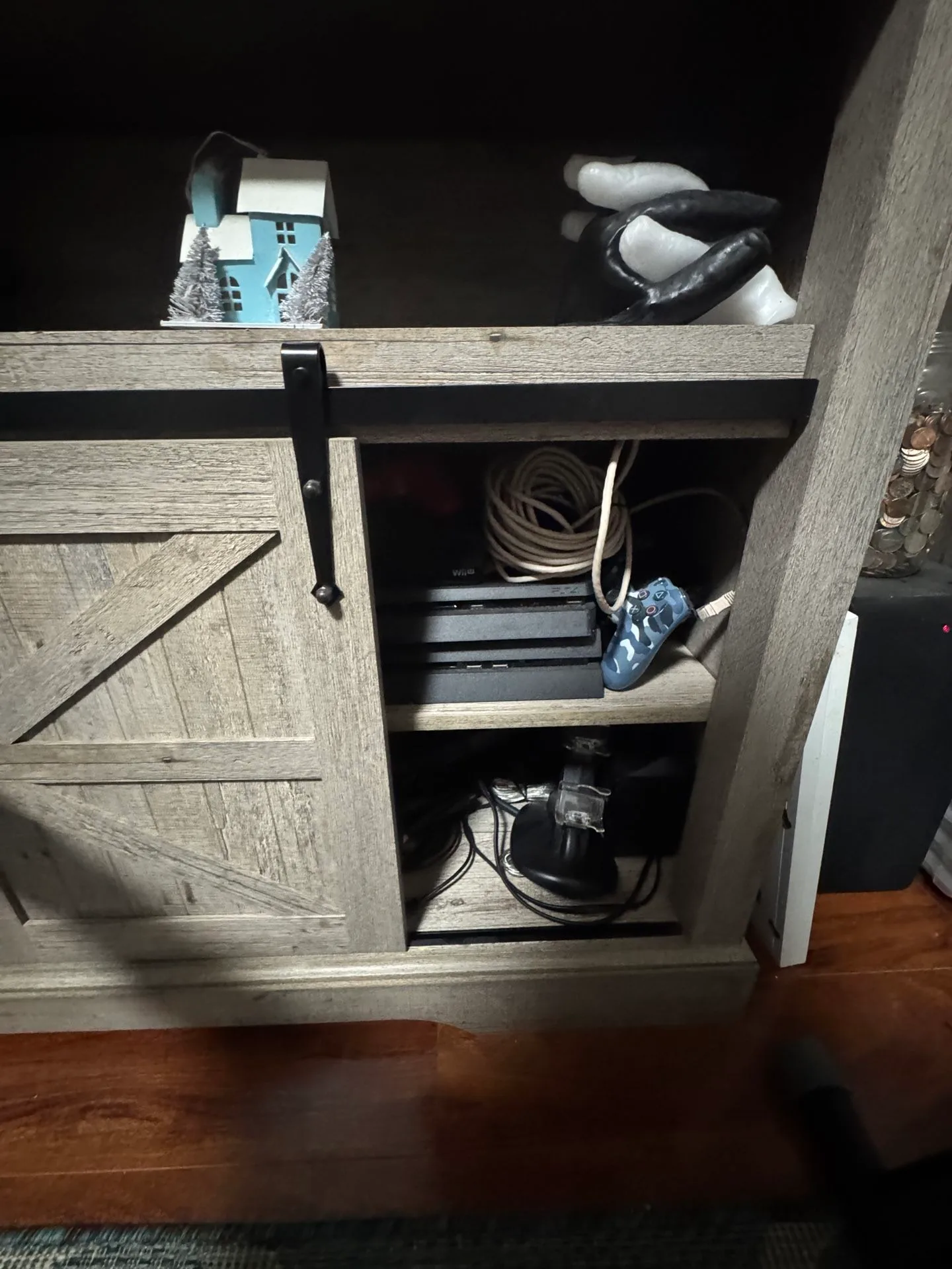 Farmhouse TV Stand for 65+ Inch TV image indicator(2)