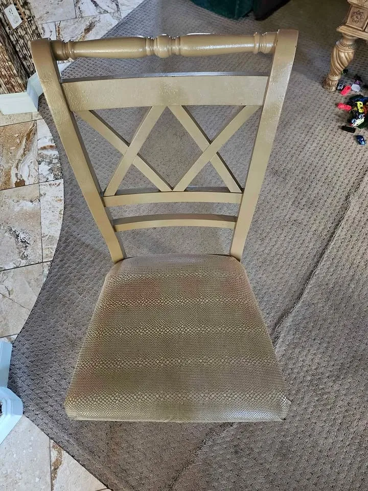 2 Dining Chairs thumbnail
