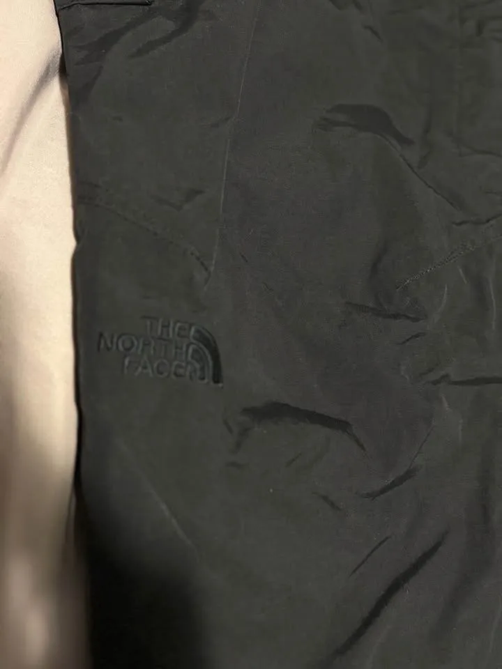 Women’s XL north face Snowpants image indicator(2)