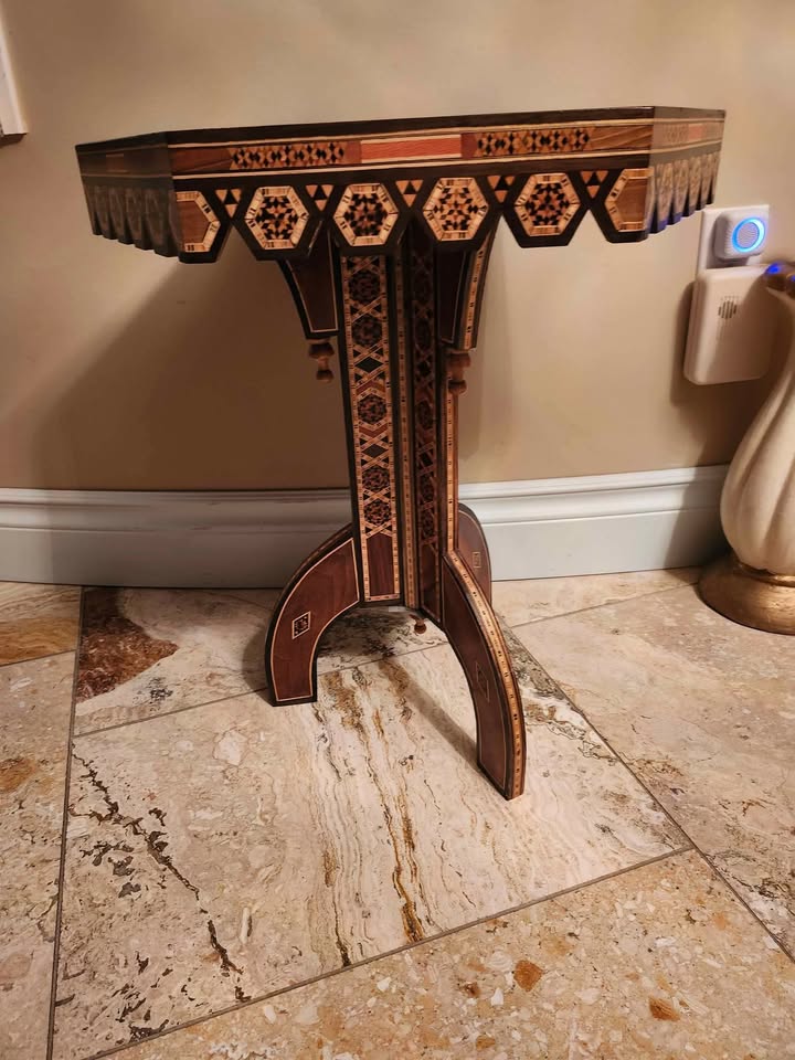 Mosaic Tables - photo 2