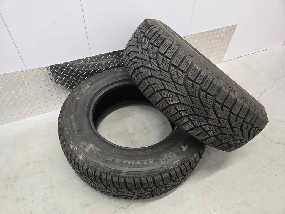 Altimax Arctic Winter Tires- 225/70R16 image indicator(7)
